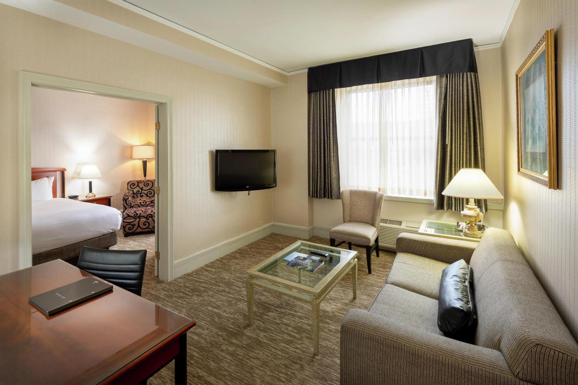 One-Bedroom Junior King Suite Sofa Bed