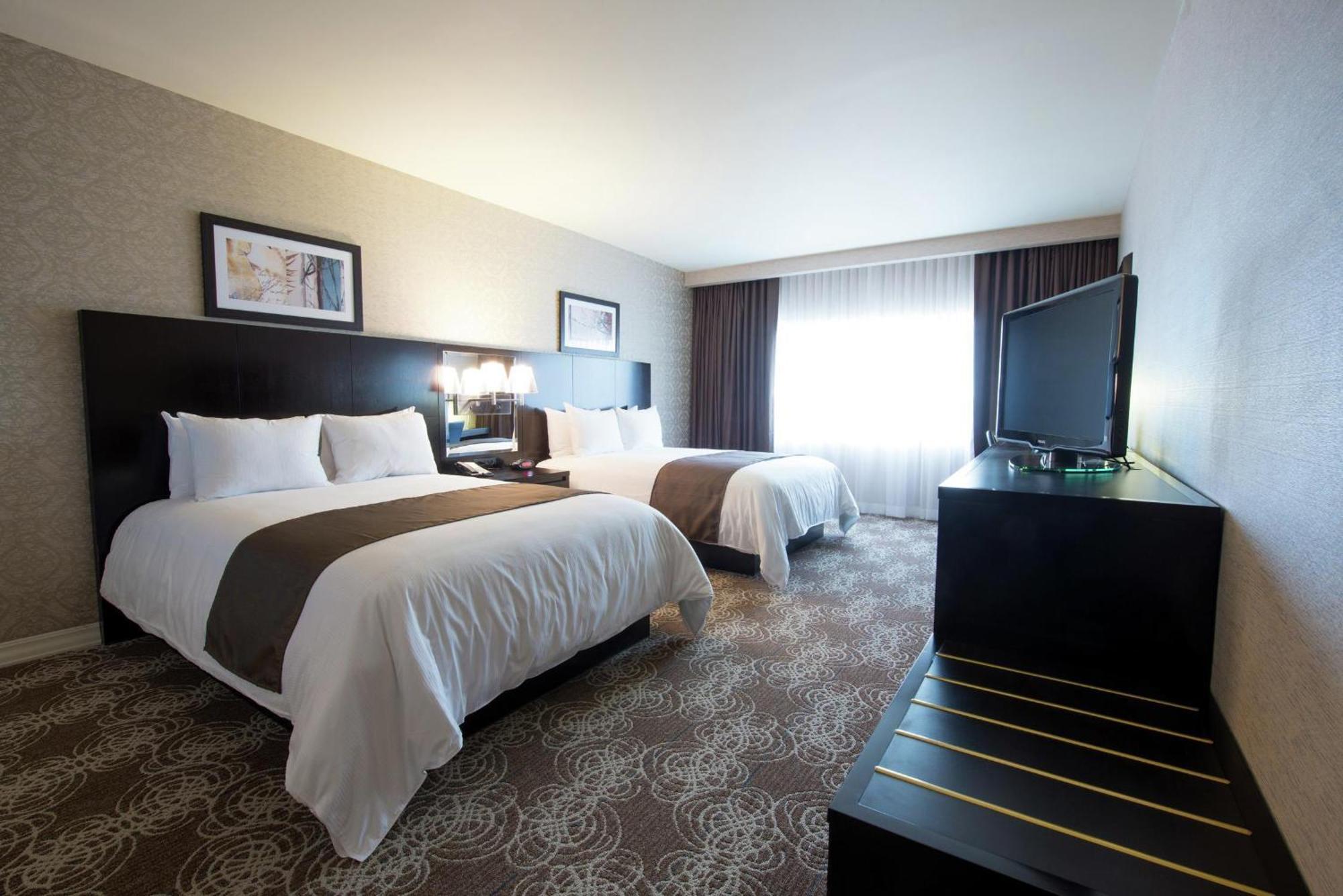 Room with Two Queen Beds - Non-Smoking