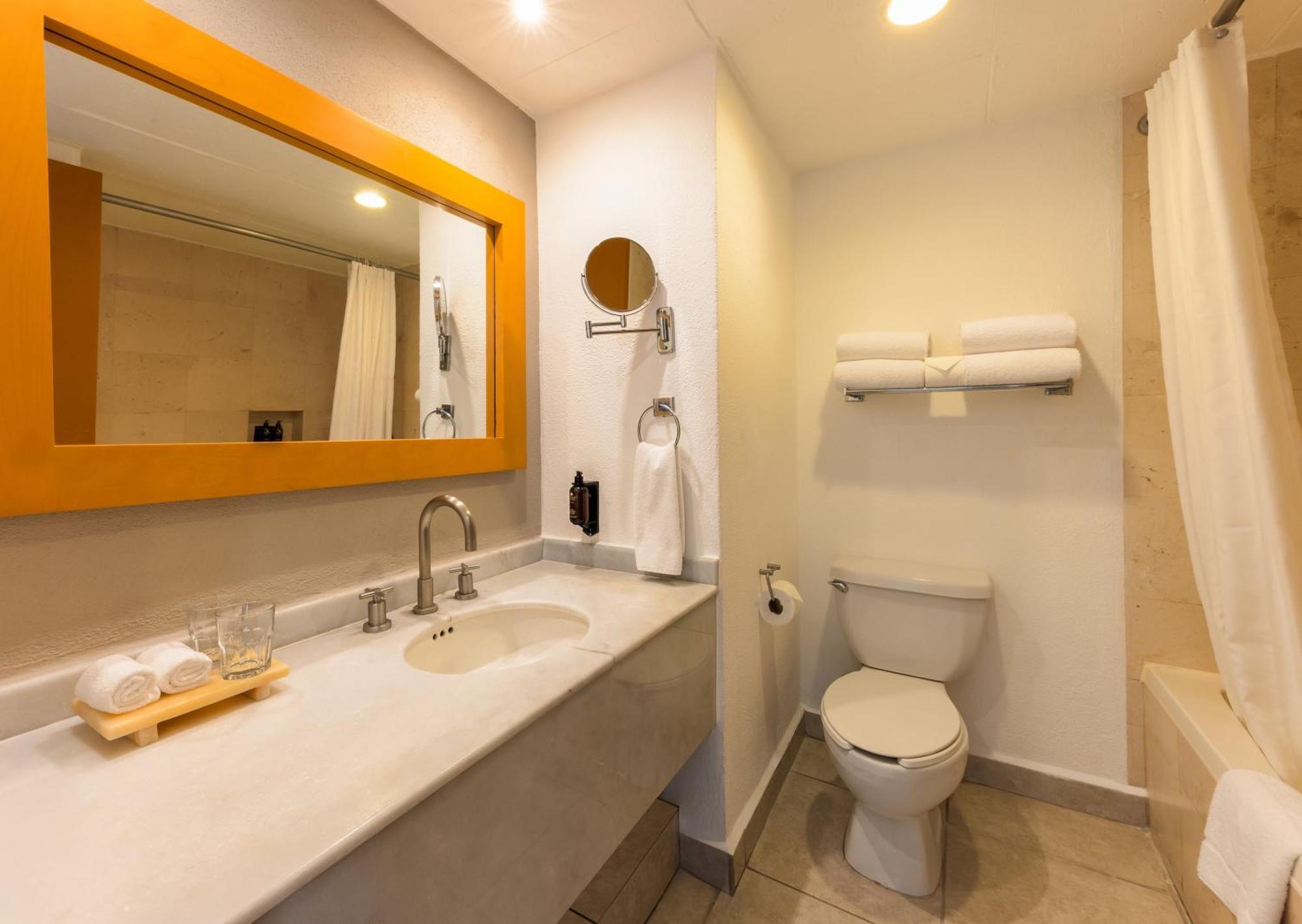 Resort Club Double Room Two Double Beds Bath Tub Balcony