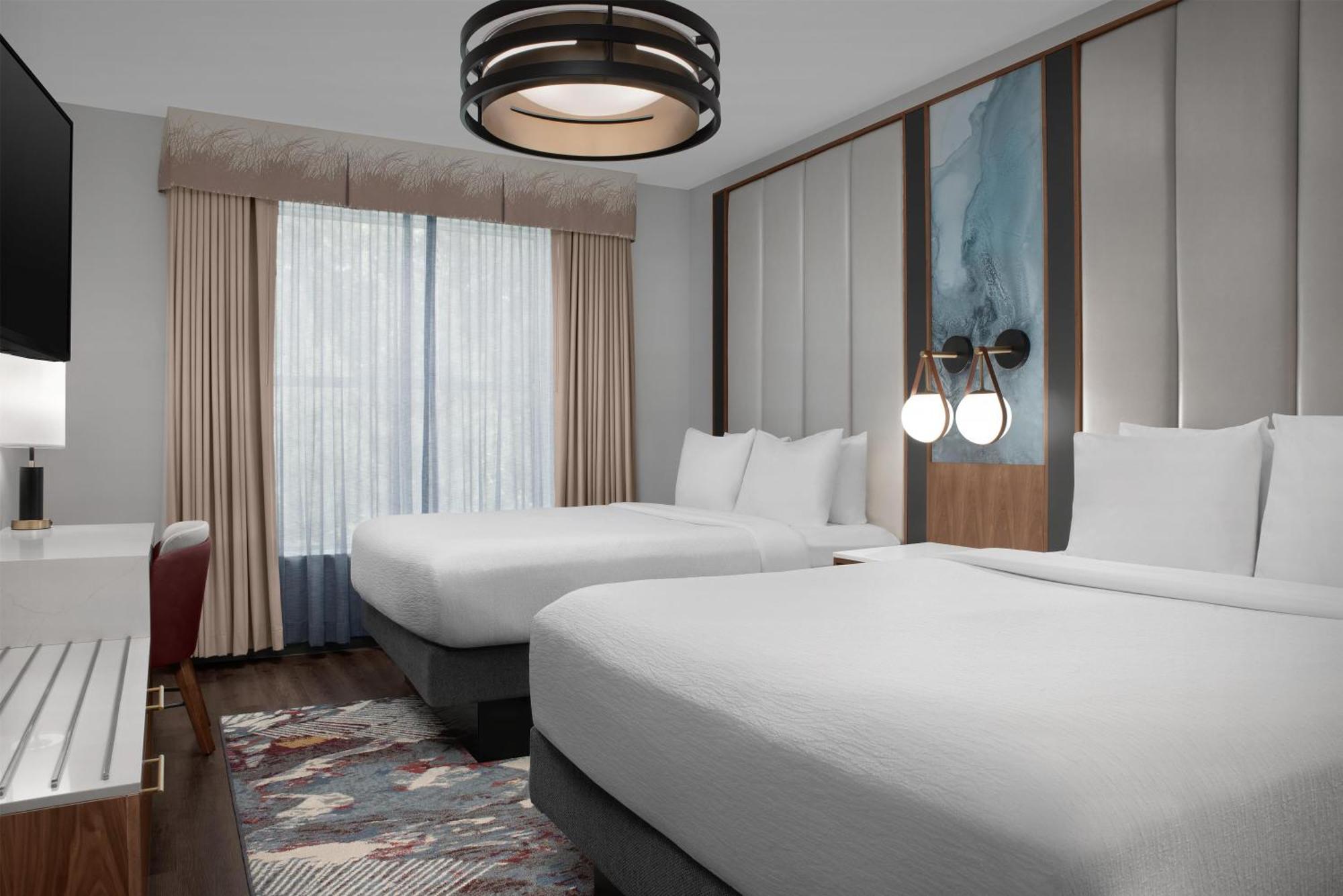 Premium Suite Two Queen Beds Non-Smoking
