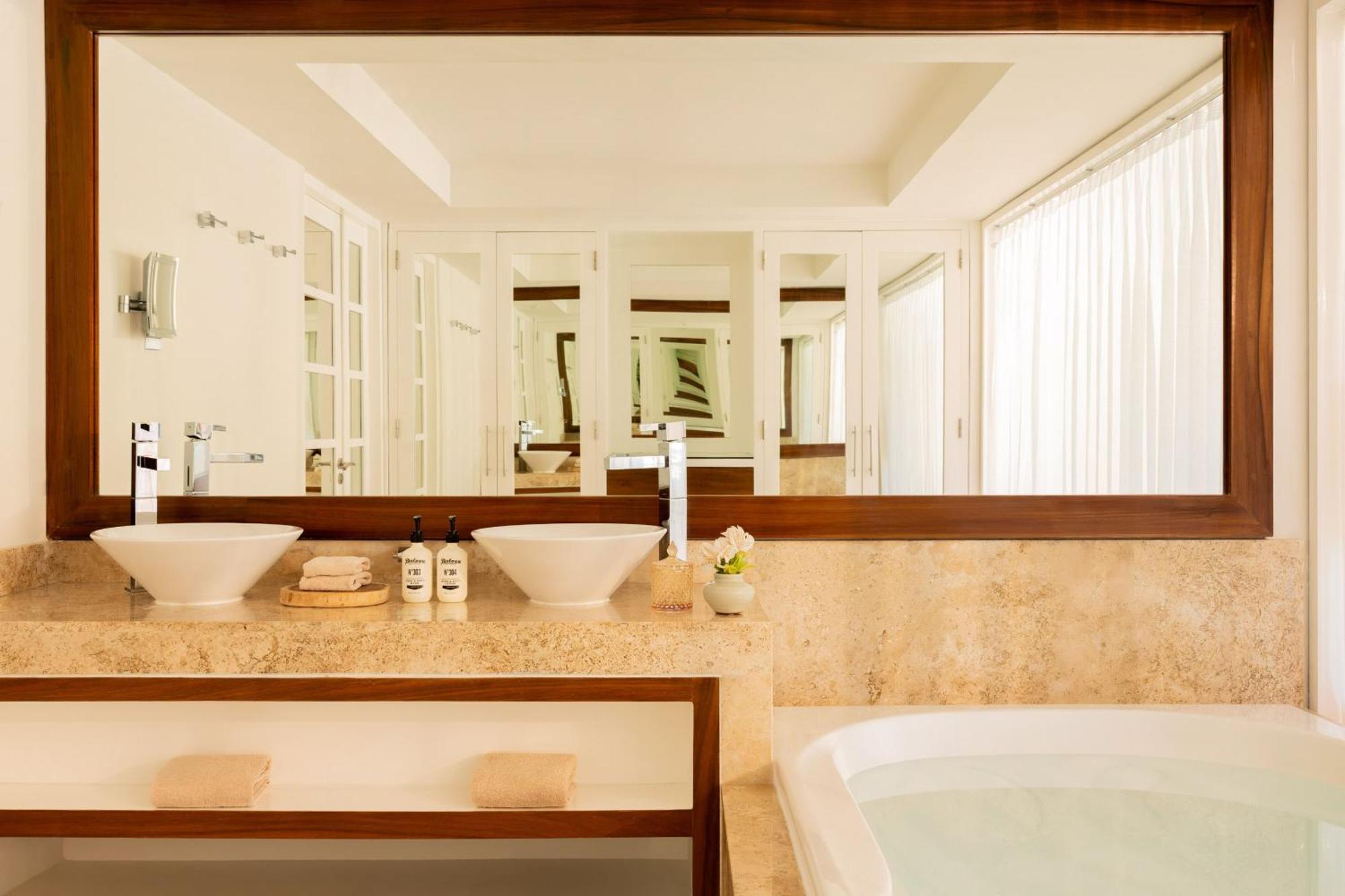 Master Suite Nature View