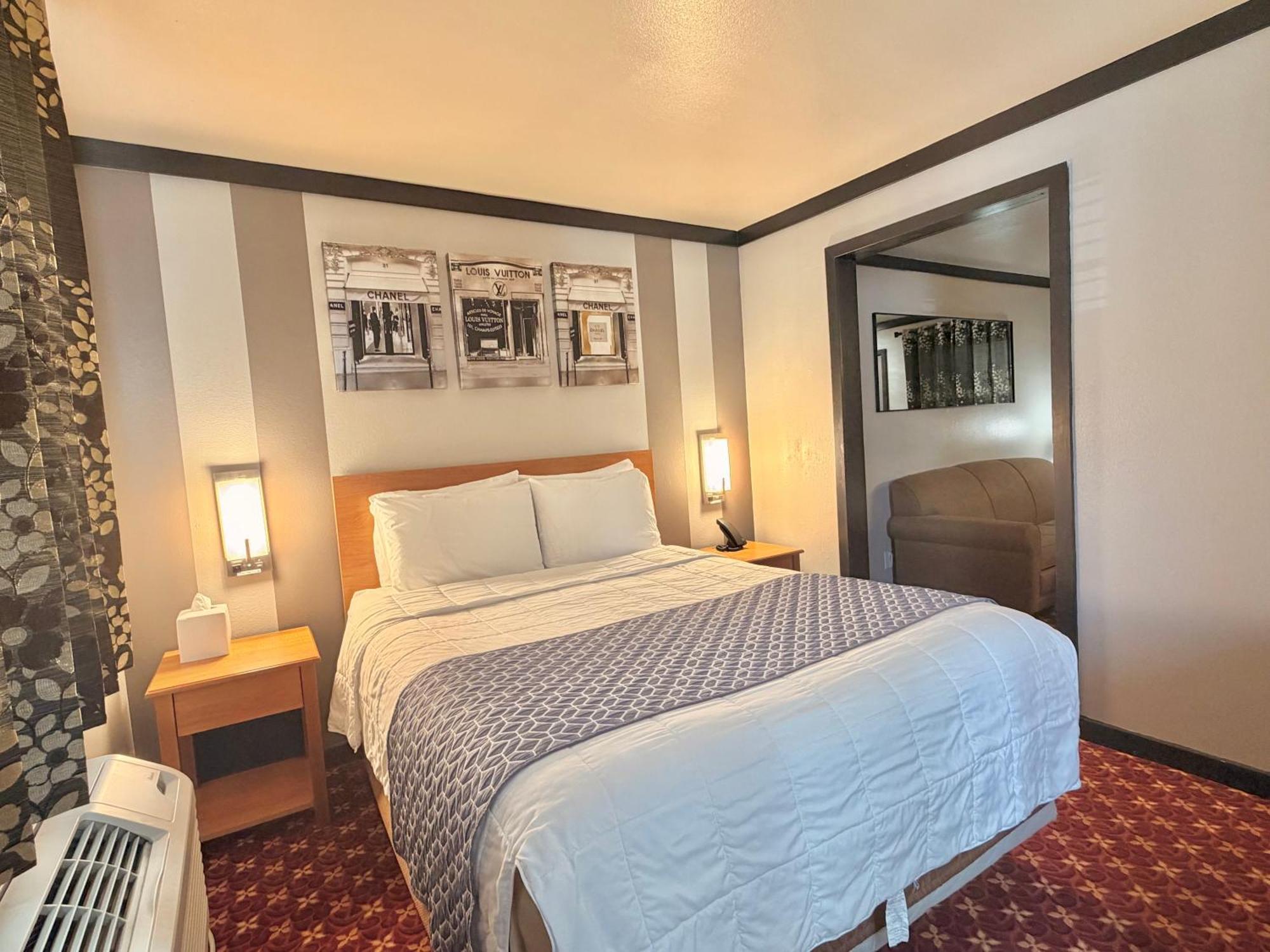 Sisters Queen Spa Suite