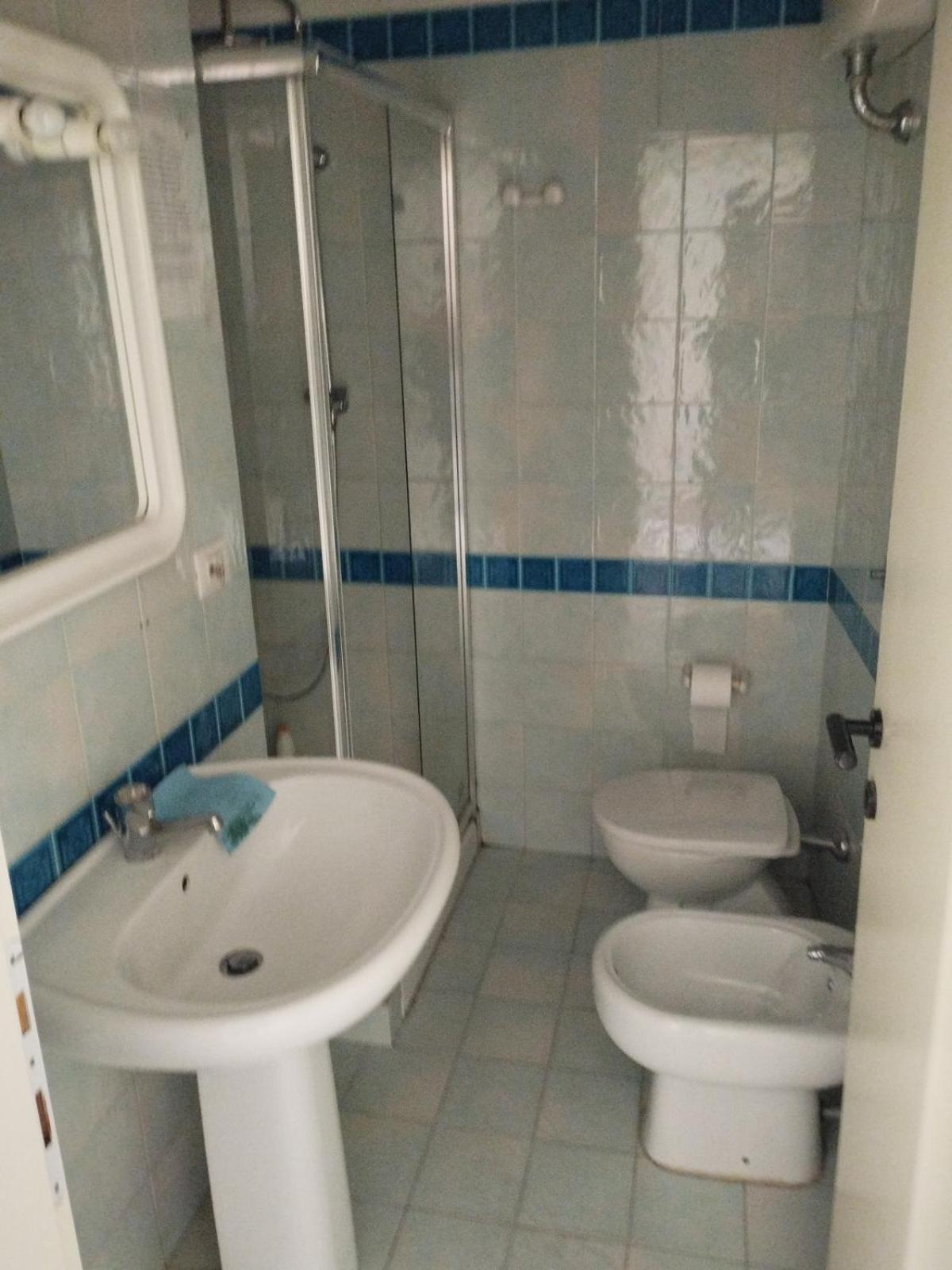 Double or Twin Room Private Bathroom