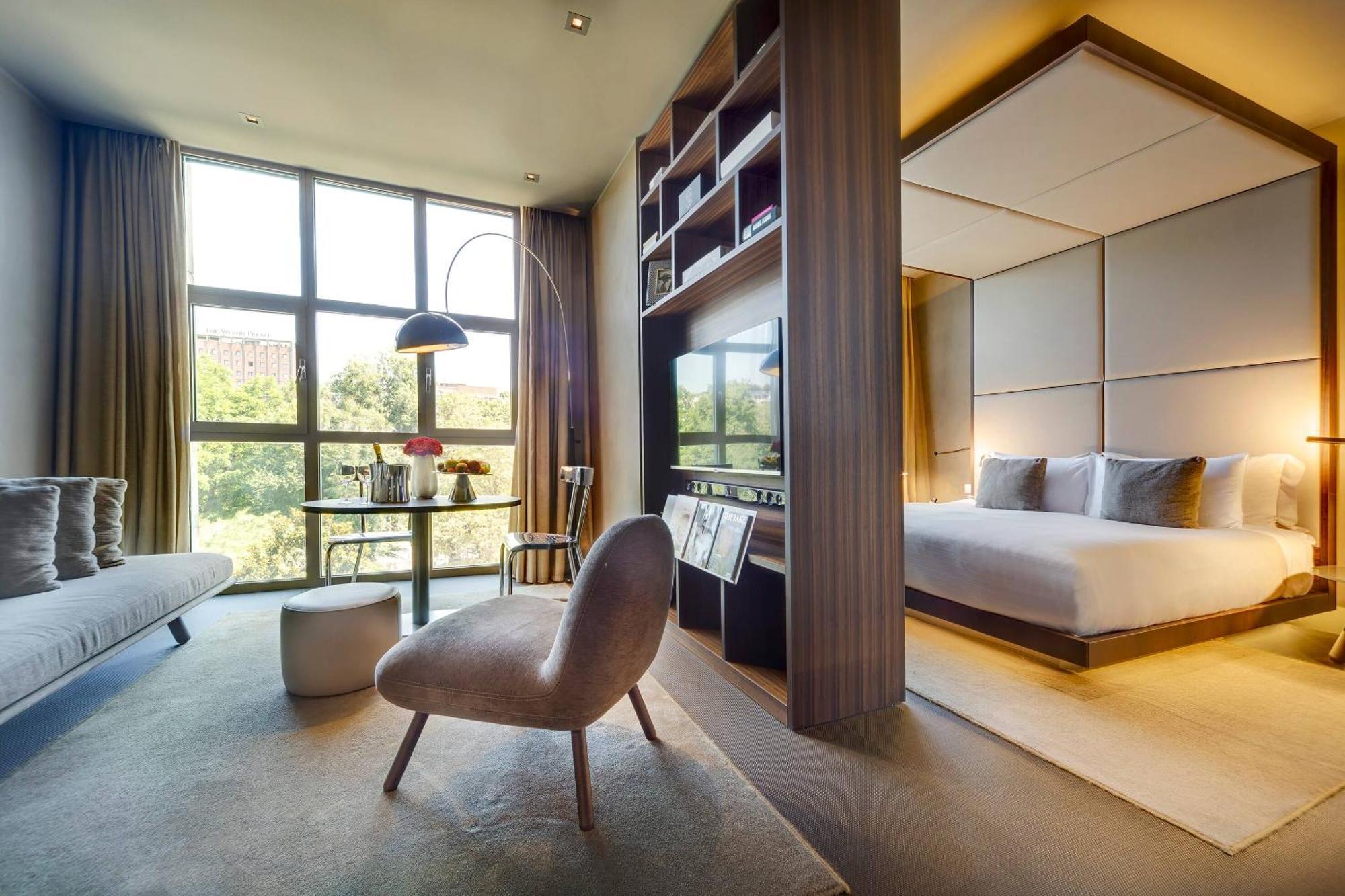 Extra ME Junior Suite City VIew