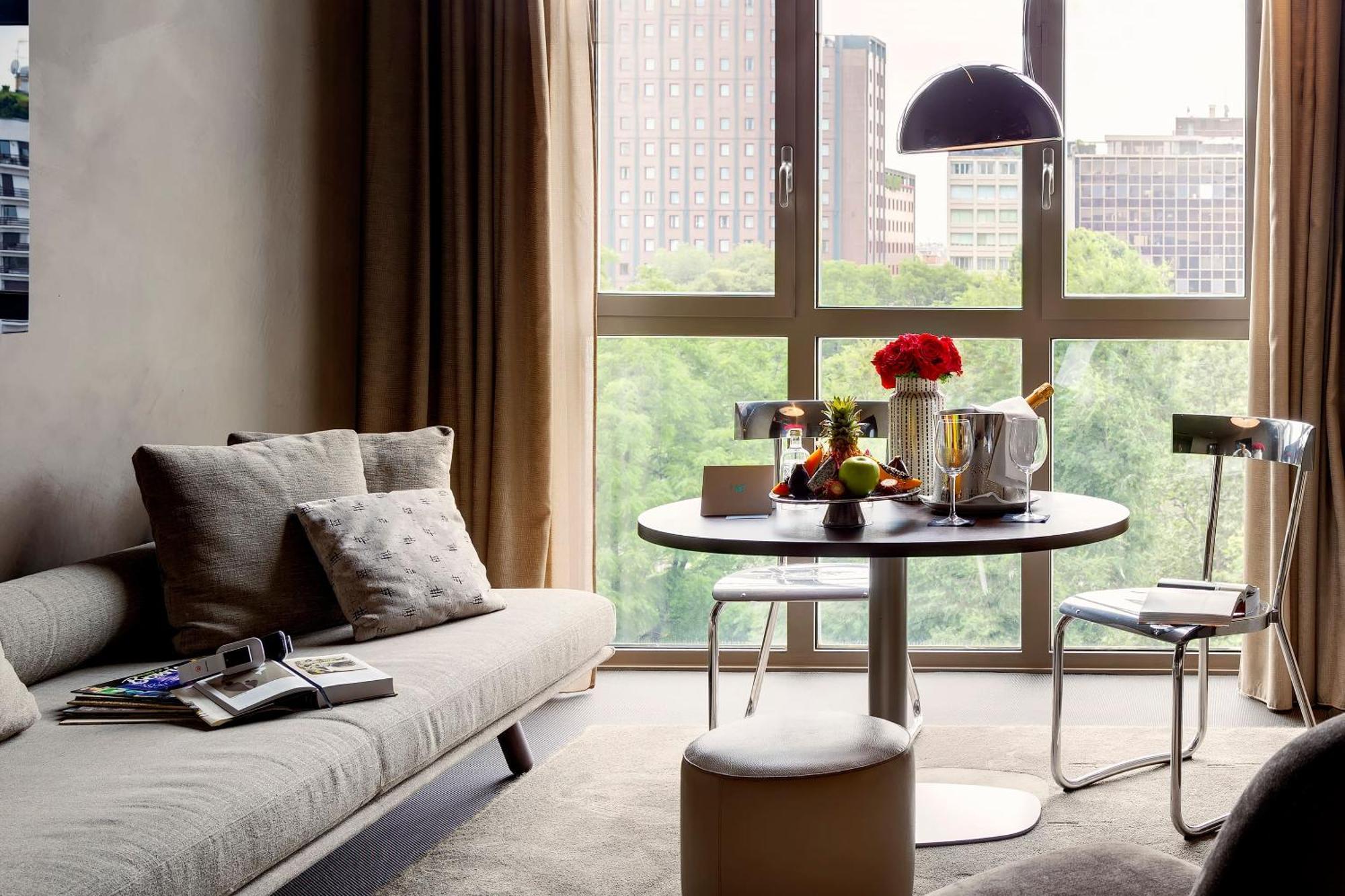 Extra ME Junior Suite City VIew