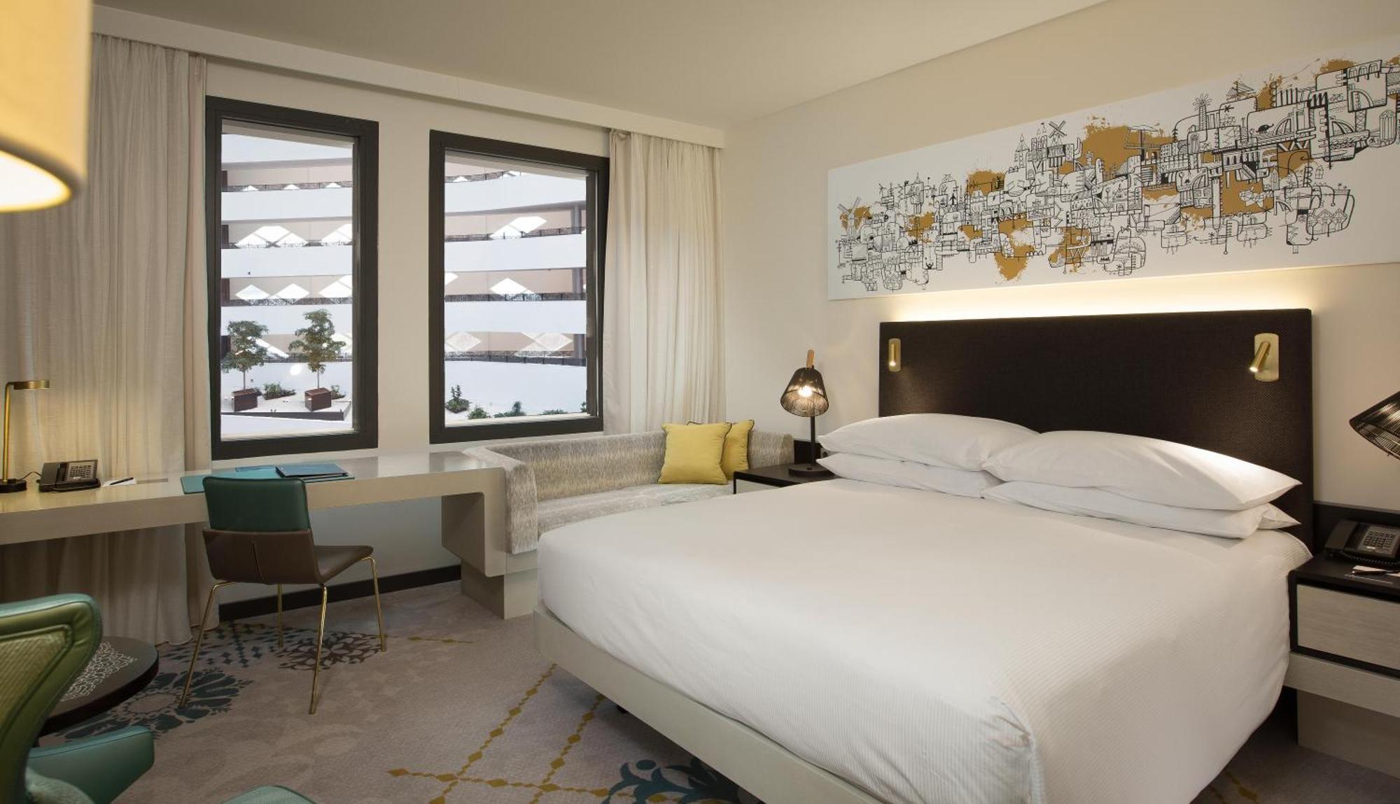 Deluxe King Room