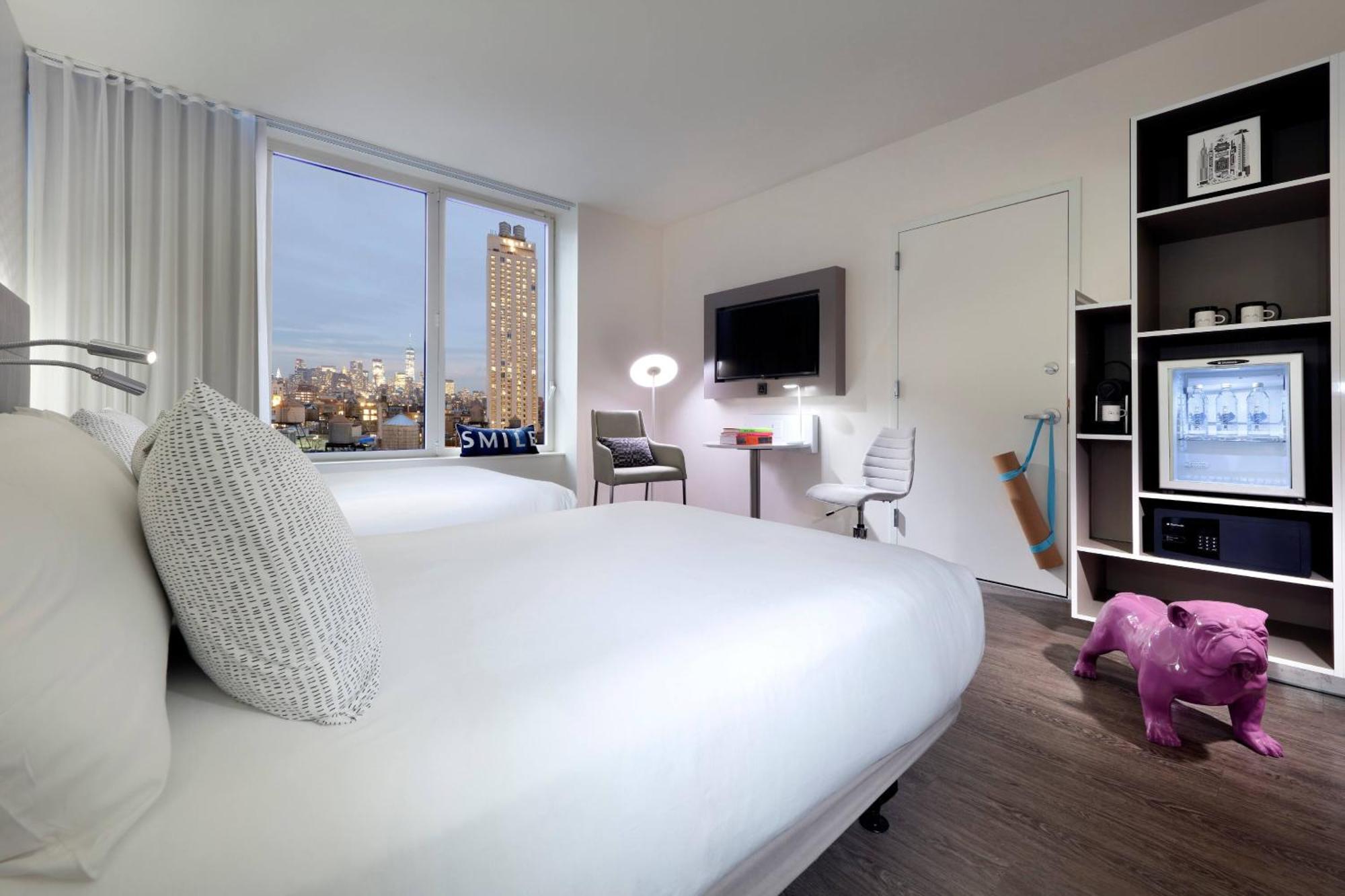 The INNSiDE Room Doubles City View