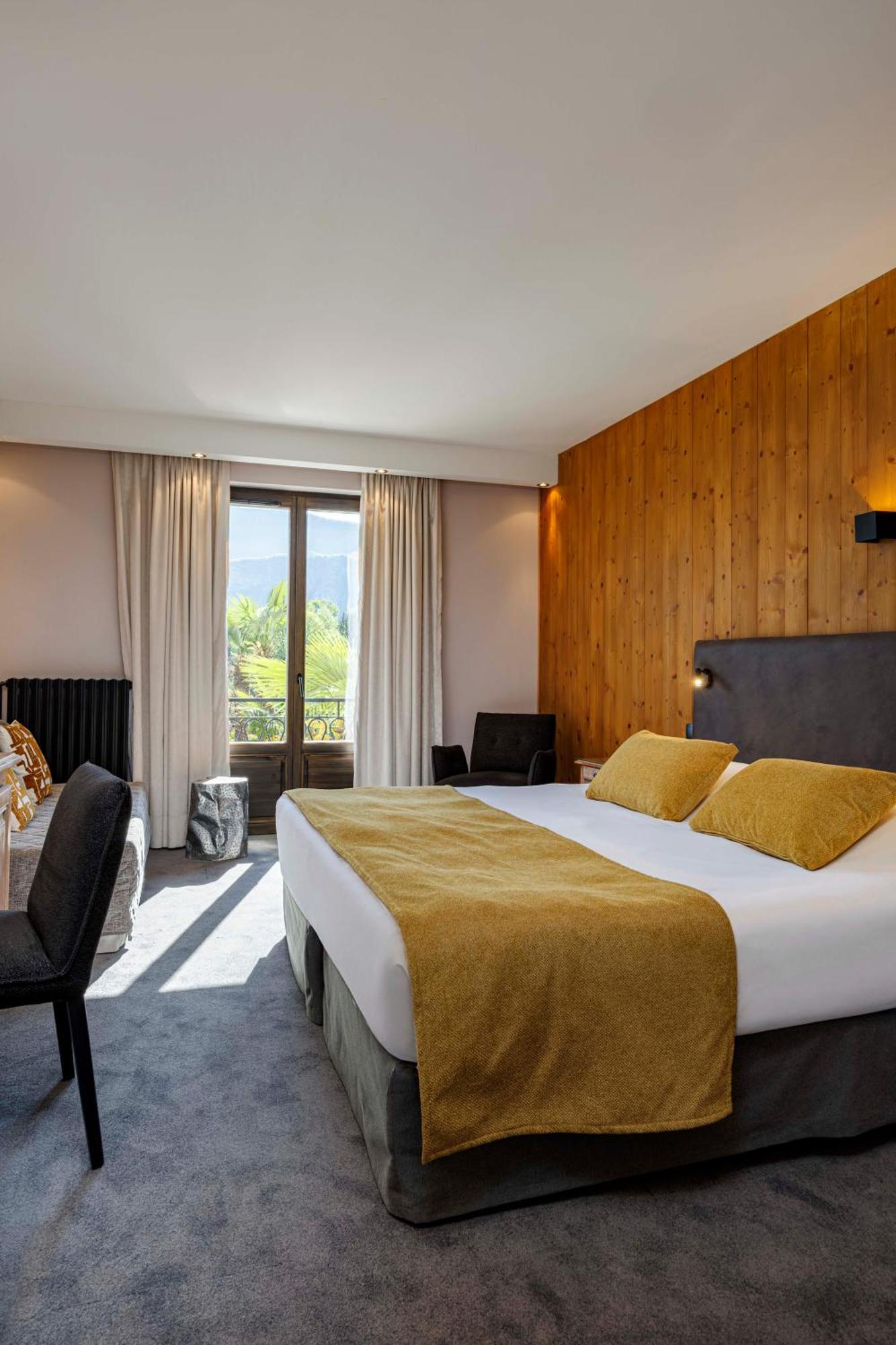Double Room Courtyard Side
