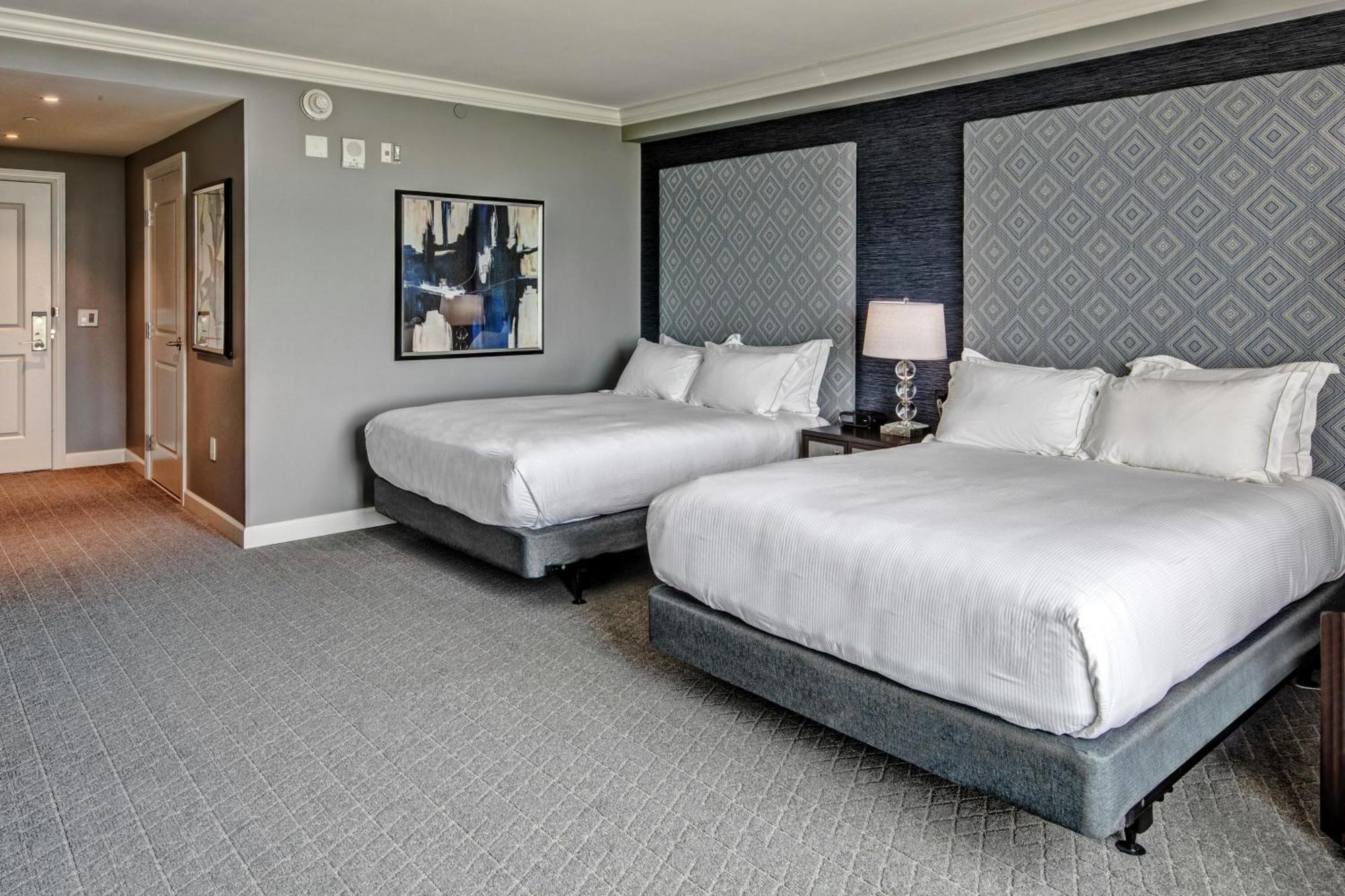 Queen Room Two Queen Beds