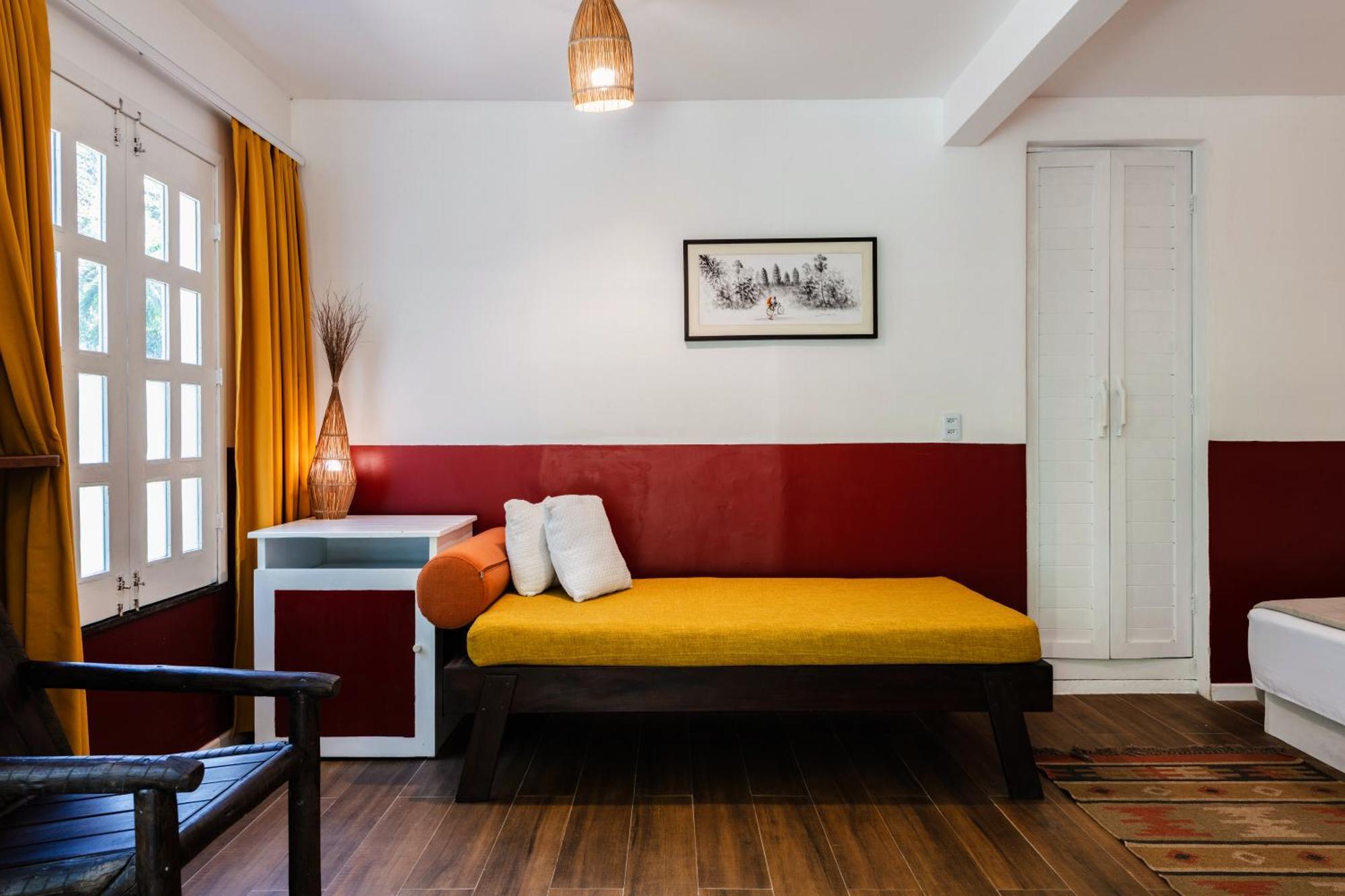 Deluxe Double Room Bath