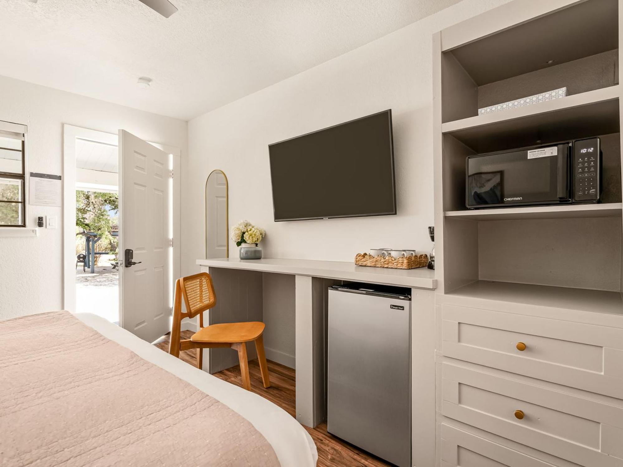 Standard King Room
