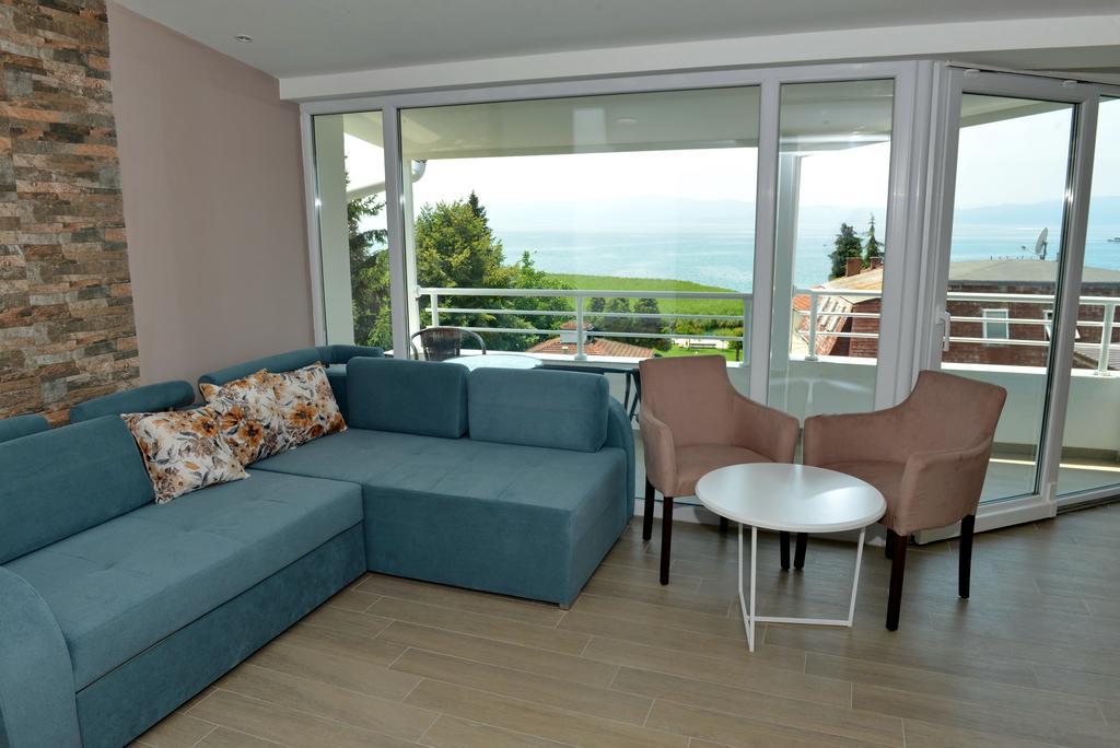 Apartment Lake View Top Floor