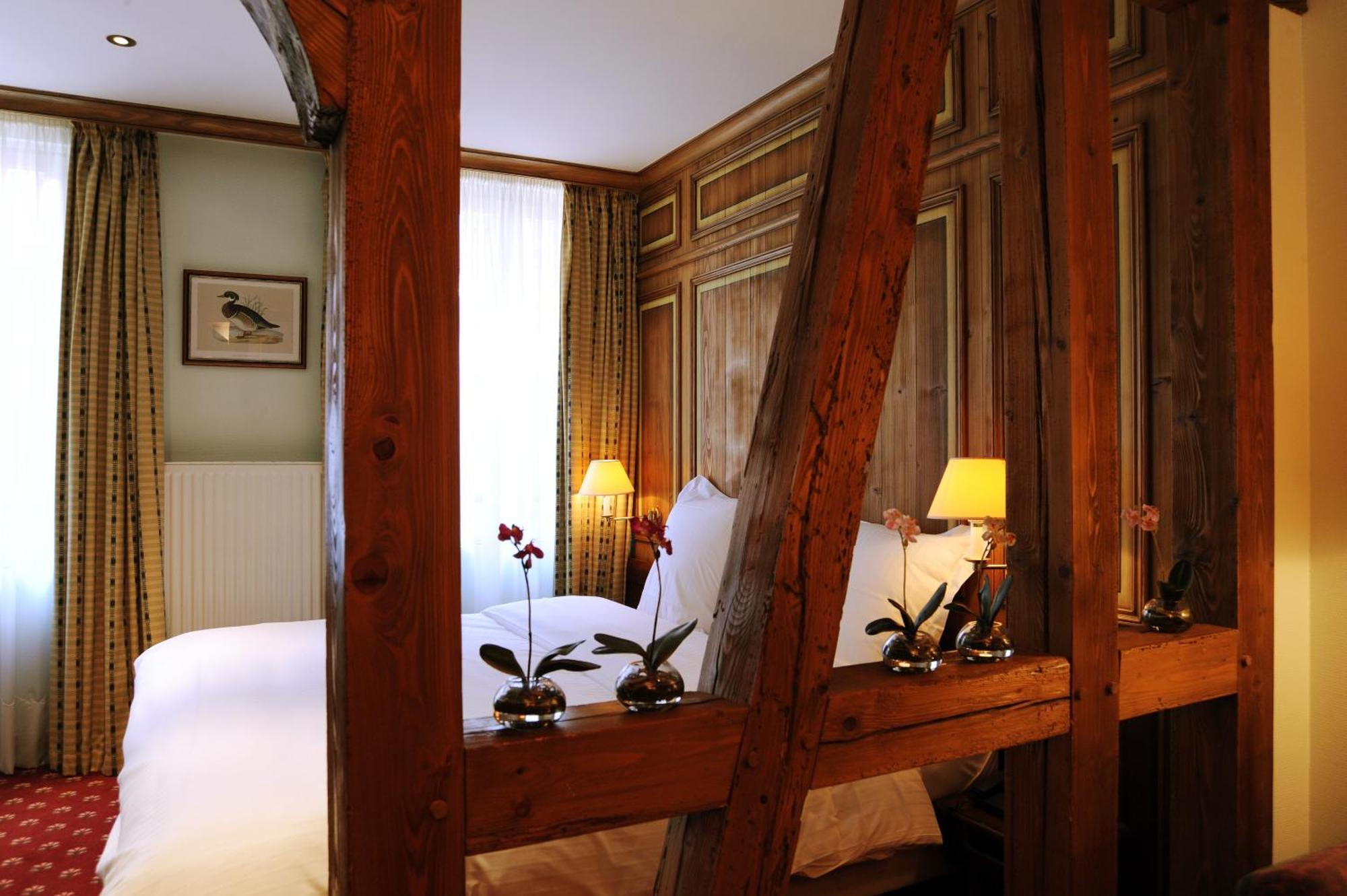 Deluxe Room,792521112:JPEG
