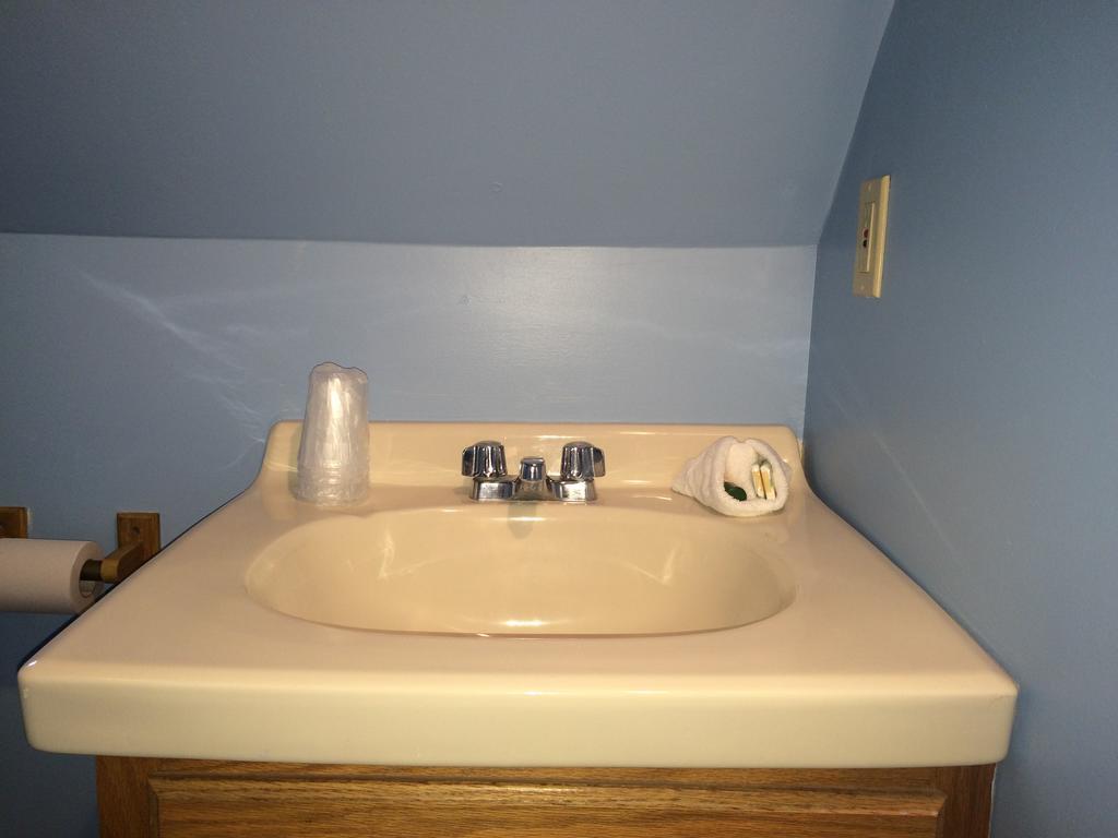 Queen Studio Double Bed 17