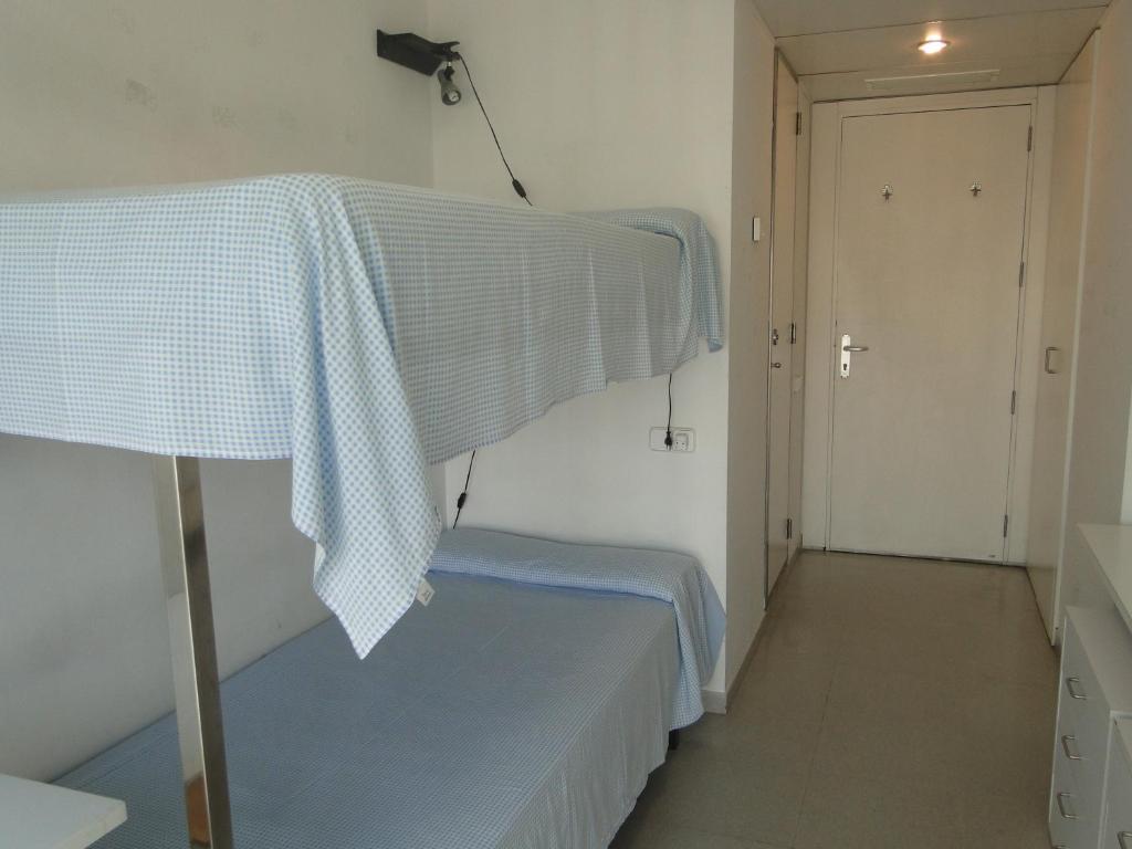 Twin Room with Private Bathroom,1592068188:JPEG