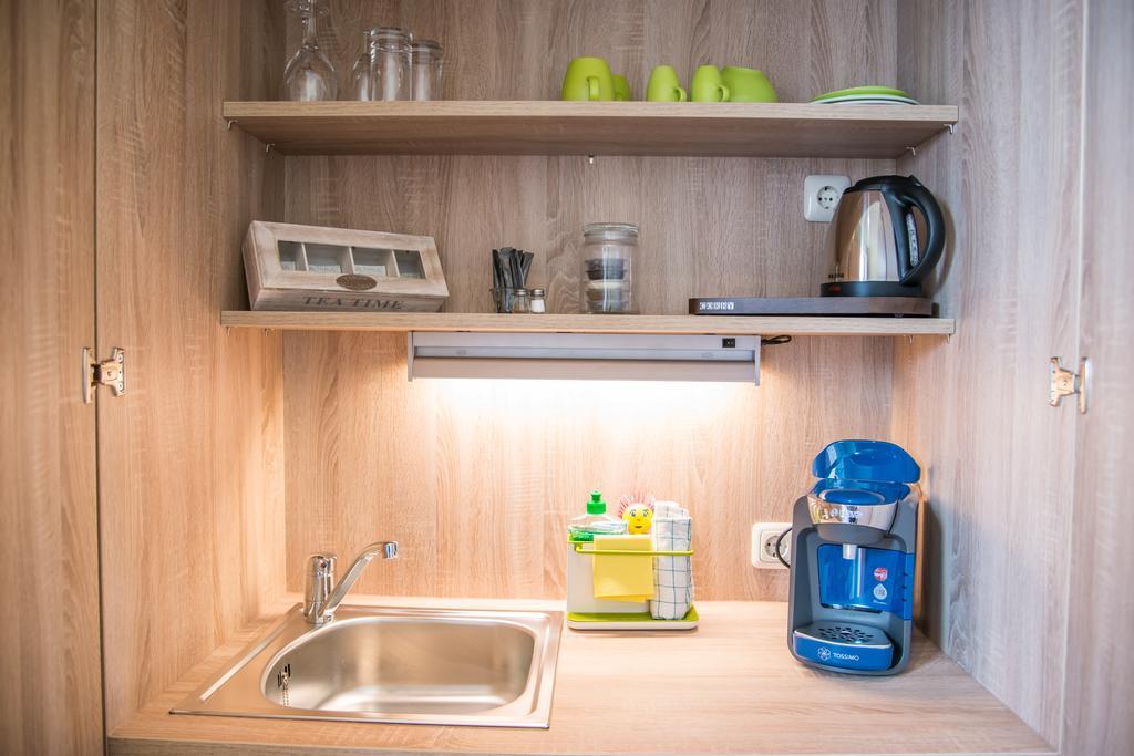 Quadruple Room Shower