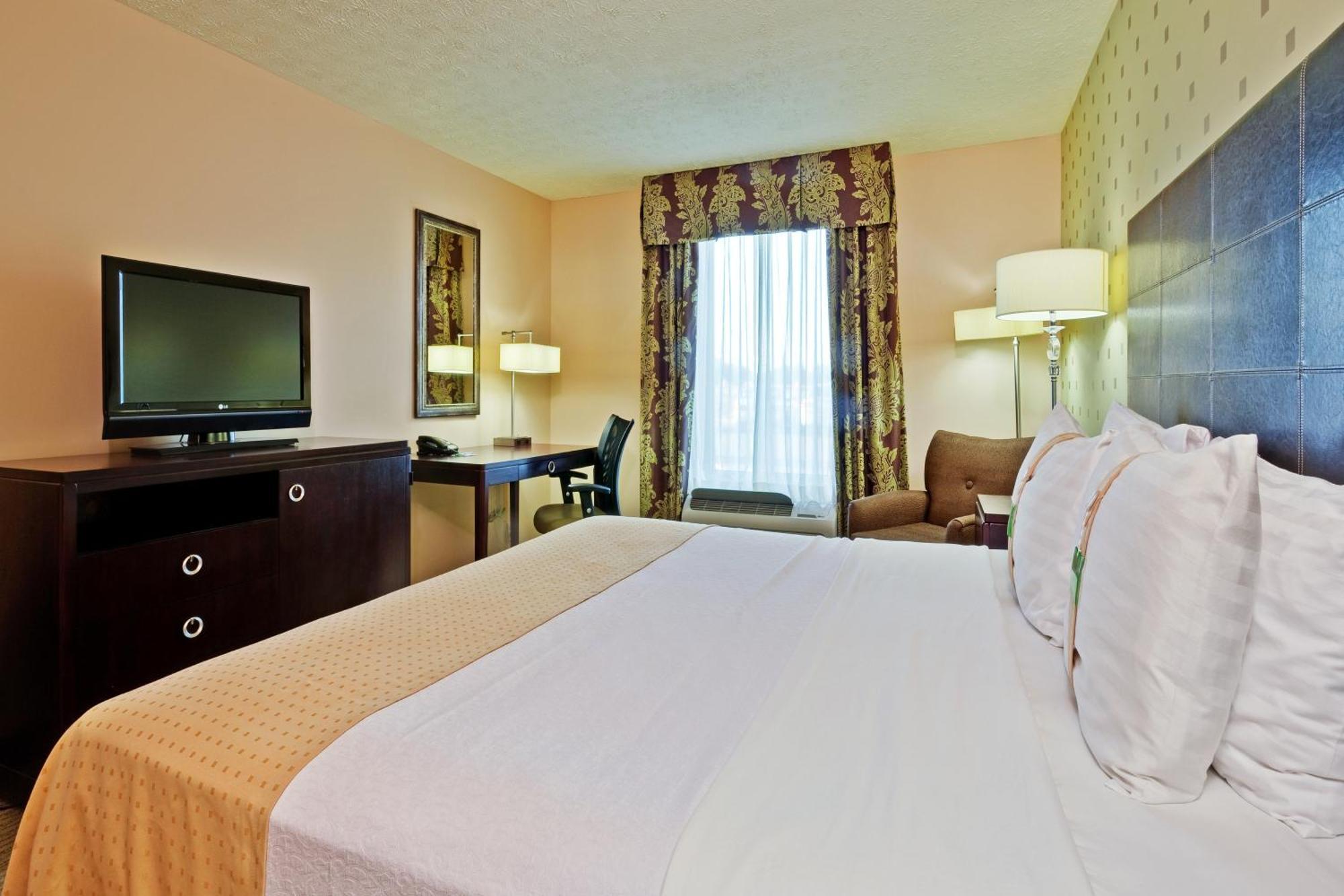 King Room Hearing Accessible