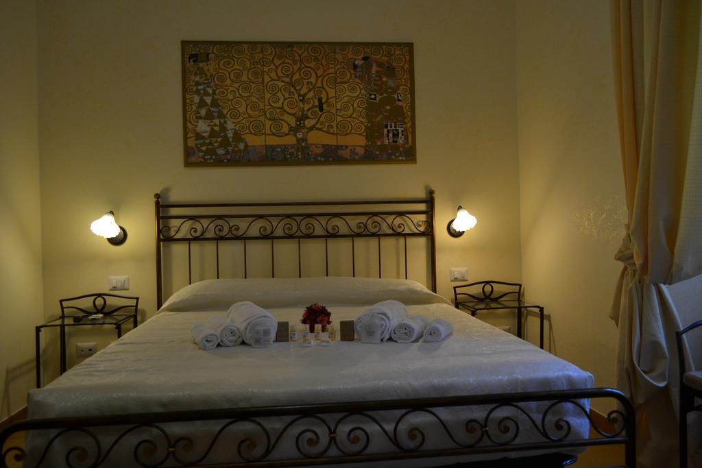 Quarto Duplo com Vista Jardim
