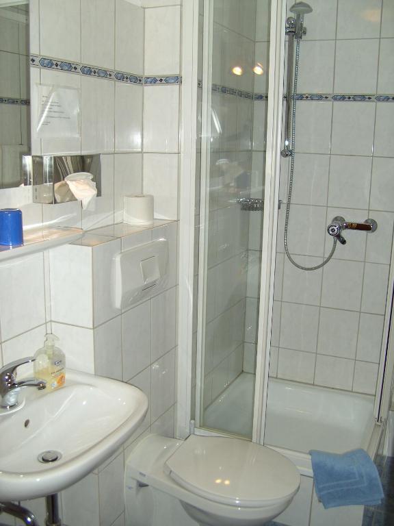 Triple Room,996536965:JPEG