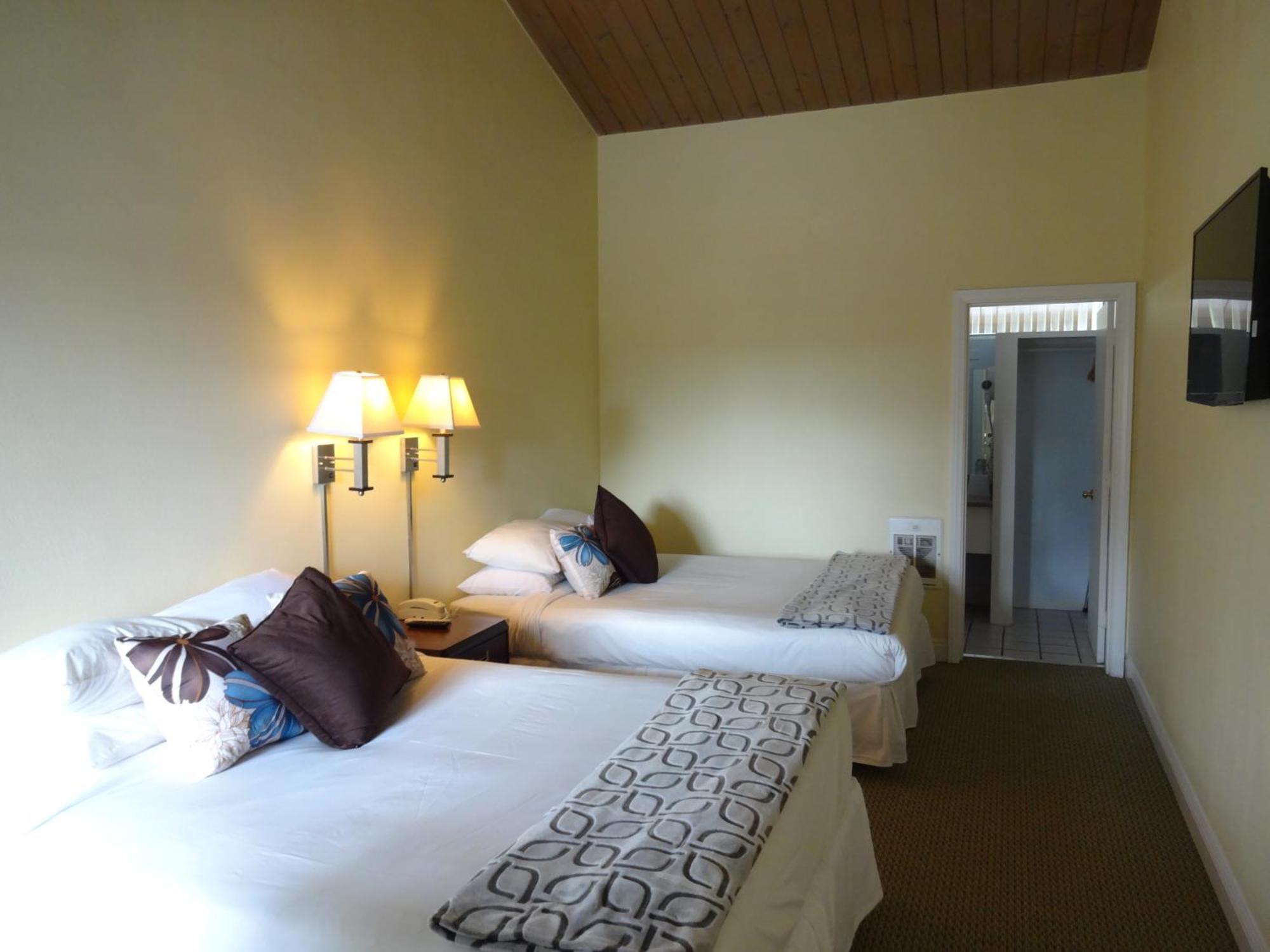 Deluxe Queen Room Two Queen Beds