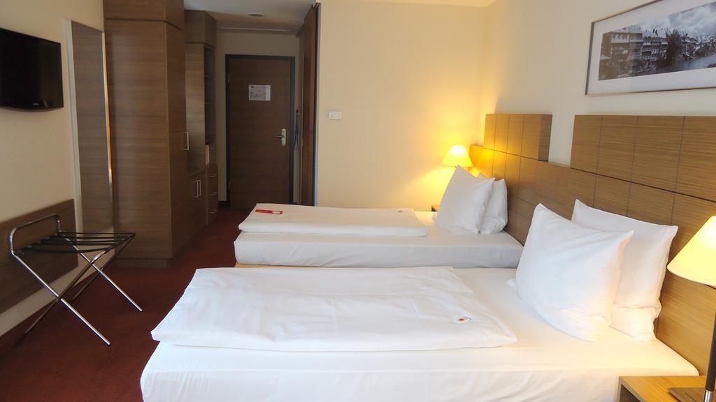 Comfort Twin Room