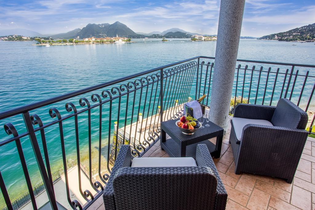 Double Room Balcony Lake View