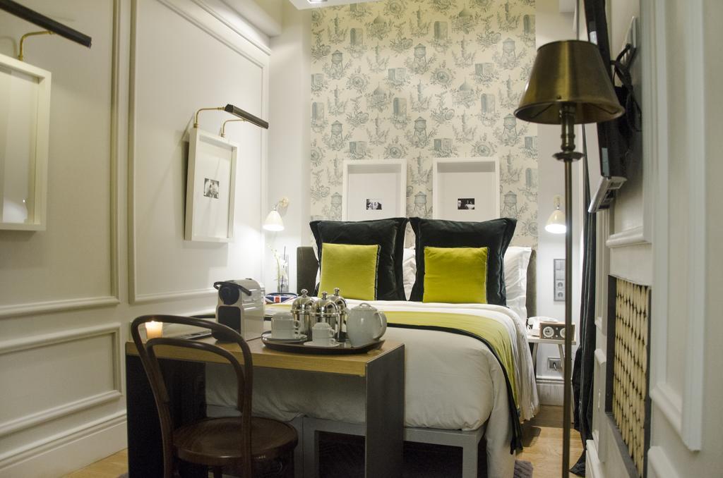 Interior Double Room