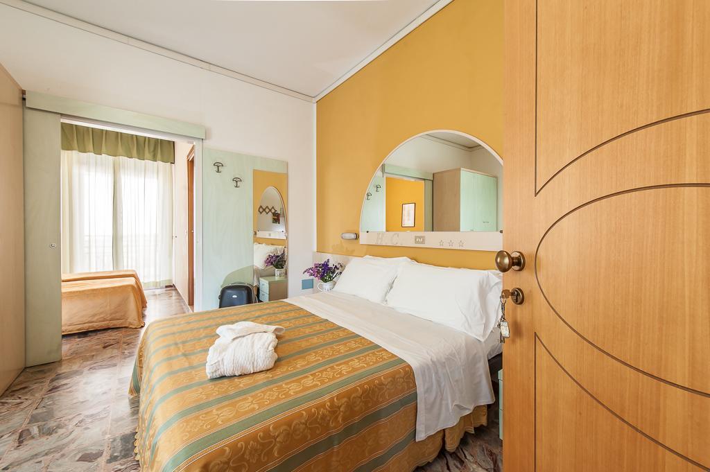 Quadruple Room,326078302:JPEG
