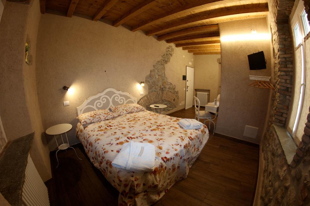 Double or Twin Room Bathroom