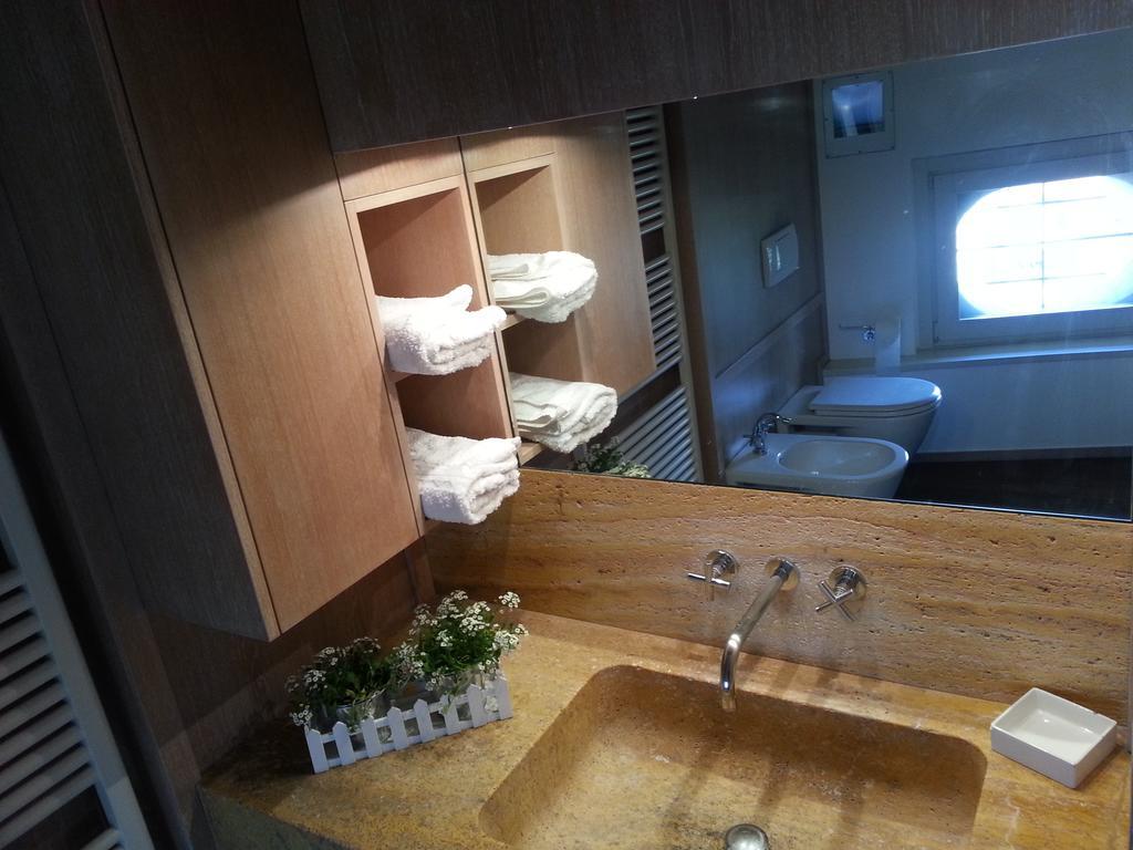 Double or Twin Room Private Bathroom