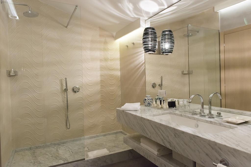 Four-Bedroom Apartment,991663363:JPEG