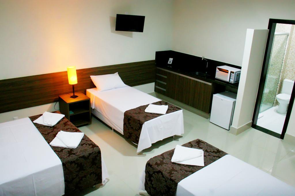 Quintuple Room