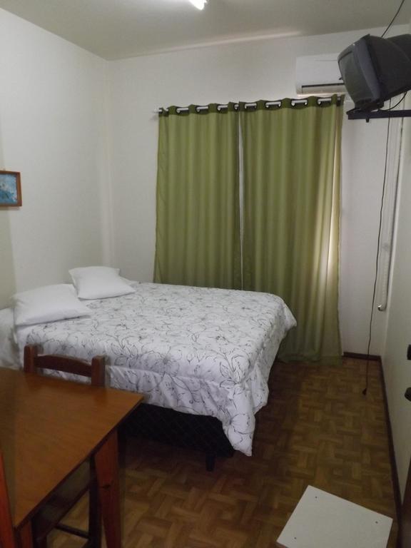 Quarto Individual com Banheiro Privativo