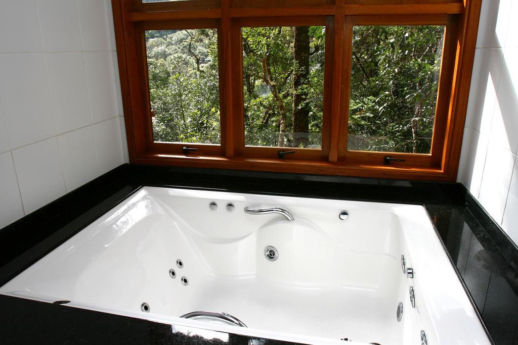 Superior Chalet Hot Tub