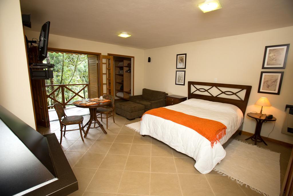 Chalet Master hot tub