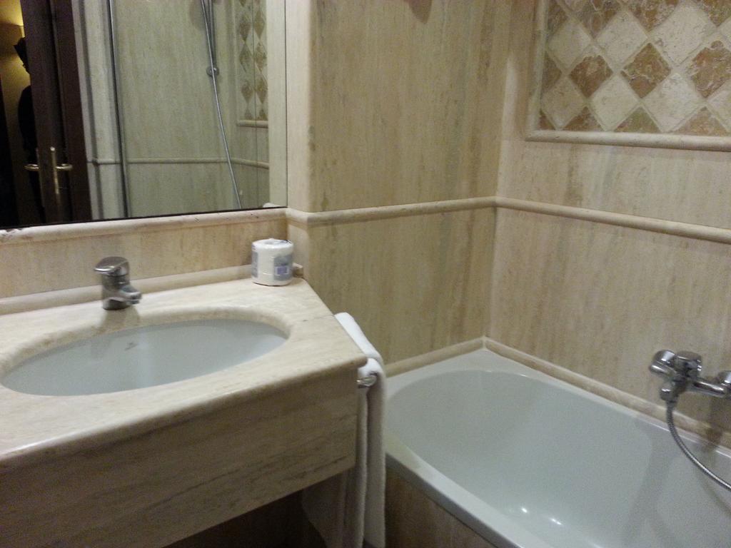 Standard Double or Twin Room Sea View