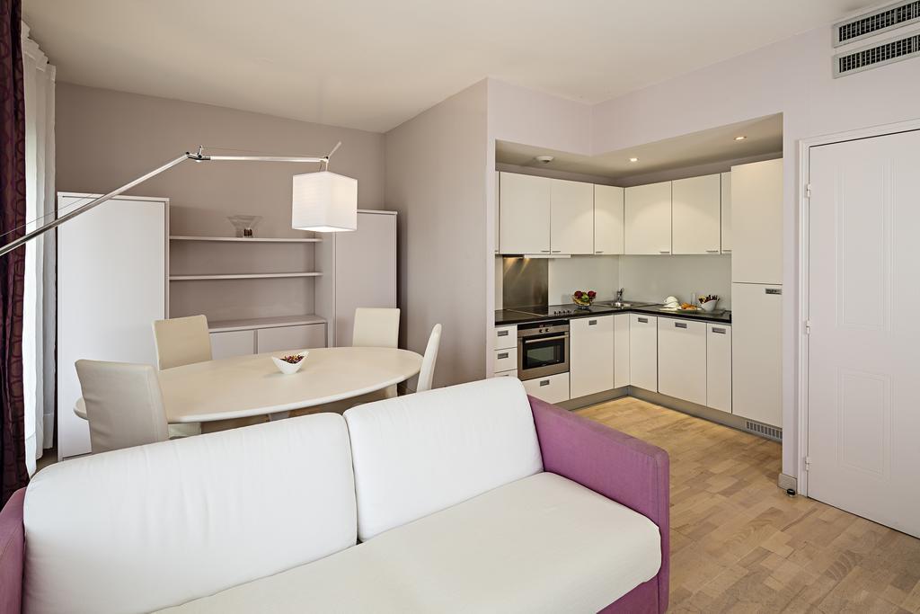 Superior Apartment,215032295:JPEG