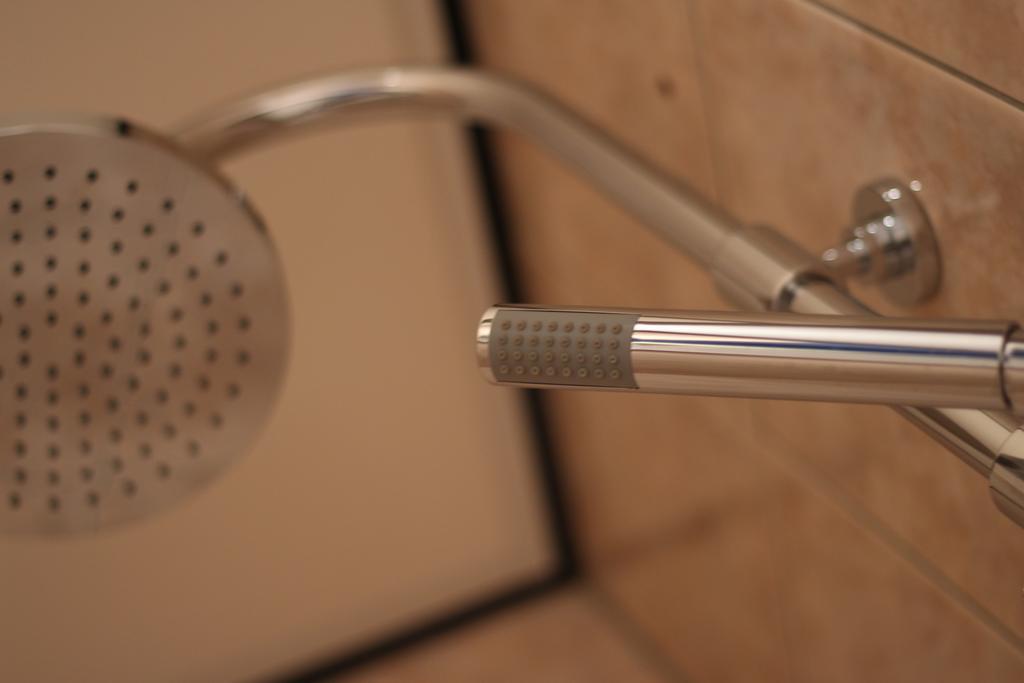Smaller Budget Double Room Rain Shower,1206604207:JPEG