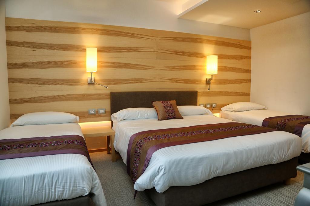 Quadruple Room with Terrace,1180526119:JPEG