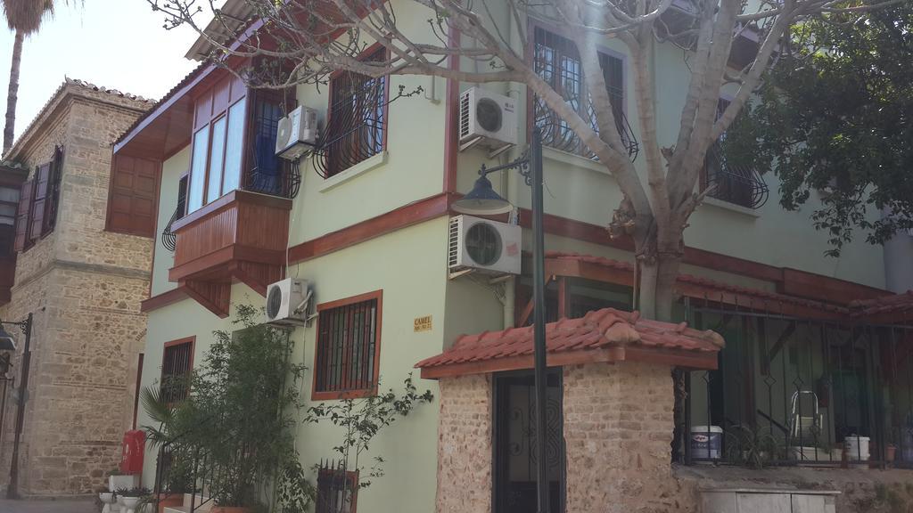 Apartment mit Balkon