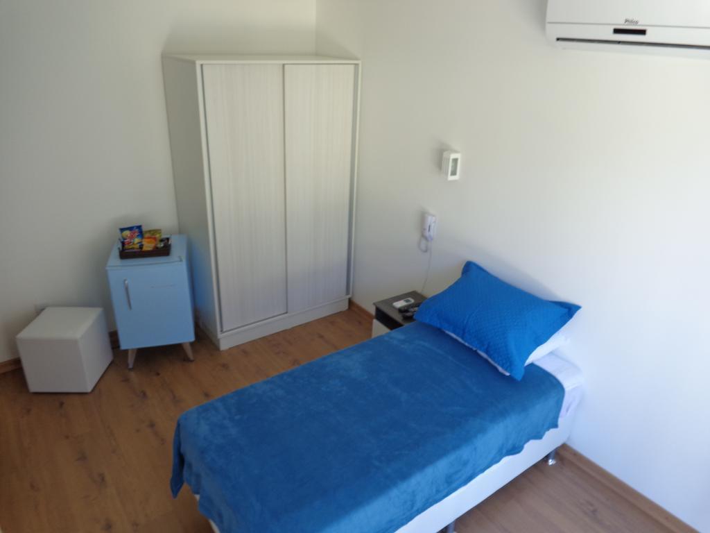 Quarto Duplo