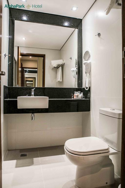 Quarto Executivo com 2 Camas de Solteiro