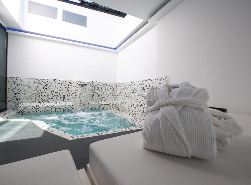 Double Room swimming pool