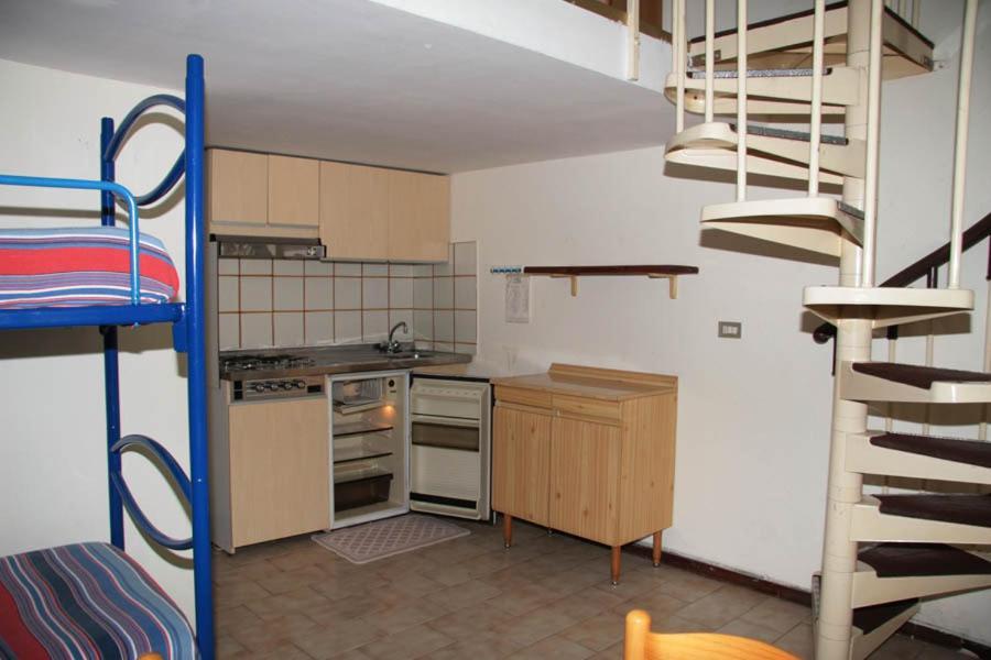 Studio Split Level