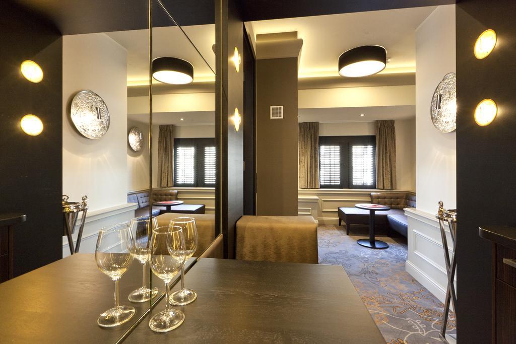 Small Deluxe Suite