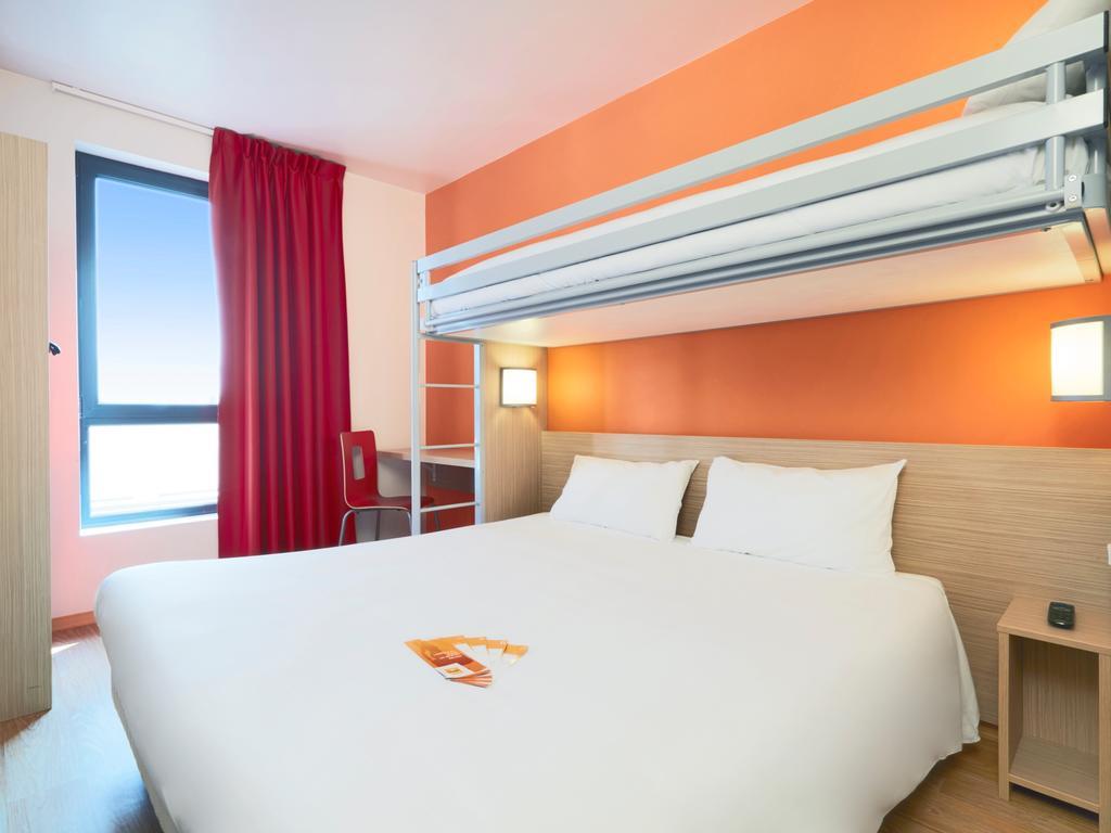 Triple Room,250364473:JPEG
