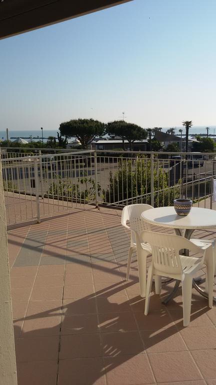 Camera Tripla con Vista Mare