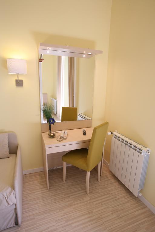 Quarto Triplo Standard