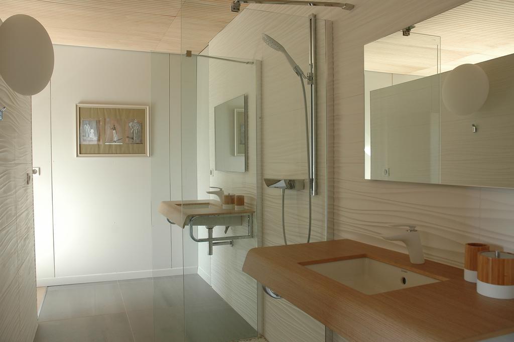 King Room Spa Bath,226954034:JPEG