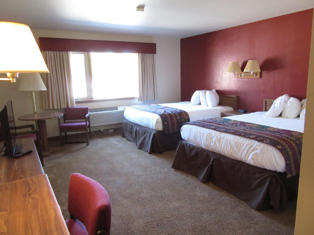 Double room two Queens